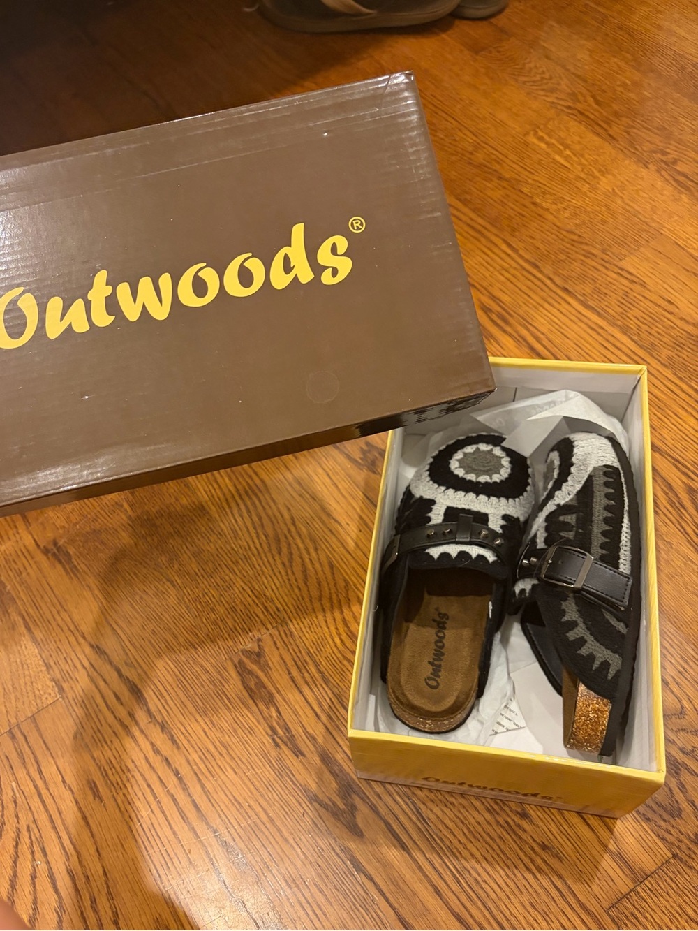 Outwoods Black & Gray Patterned Slip-On Clog with Buckle